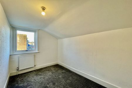 2 bed House Bourne Road, CO2 - Photo 5