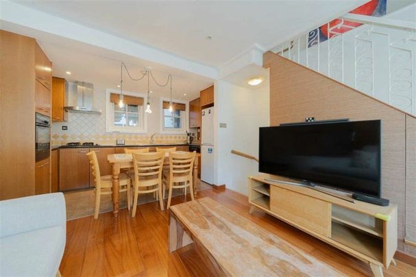 Lancaster Mews, Bayswater, W2 - Photo 1