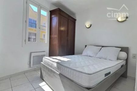 Appartement plein centre à 300m de la plage - Photo 4