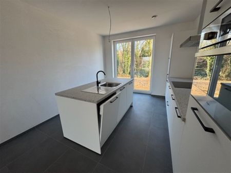 RUIM NIEUWBOUW APPARTEMENT MET 2 SLAAPKAMERS EN TERRAS TE BERINGEN - Photo 5