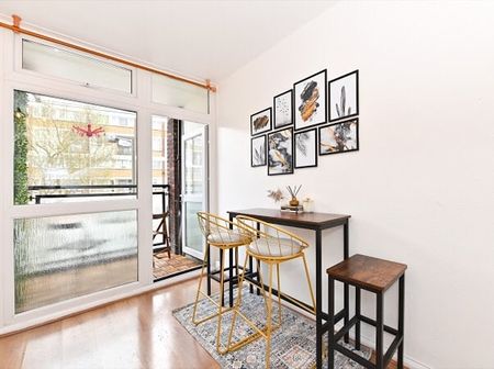 Room in a Shared Flat, Tildesley Road, SW15 - Photo 2