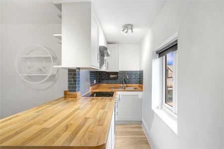 Kingston Road, London, SW19 flat to rent - Photo 4