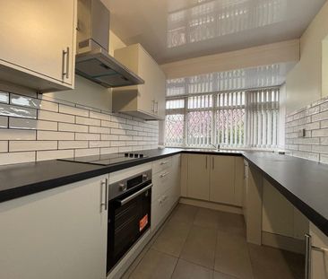 Silverdale Drive, Wolverhampton, WV10 - Photo 1