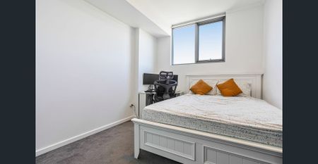 Modern two-bed apartment in Blacktown - Photo 5