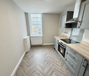 Flat 1, 23 High Street - Photo 2