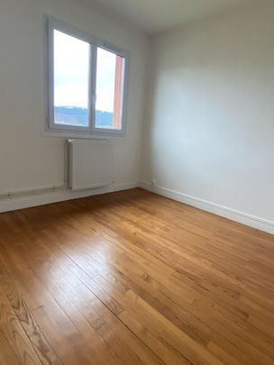 Location Appartement 3 pièces 54m² SOTTEVILLE LES ROUEN 76300 - Photo 1