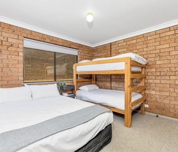 Spacious 1-Bedroom Apartment with Mountain Views – Central Jindabyne - Photo 4