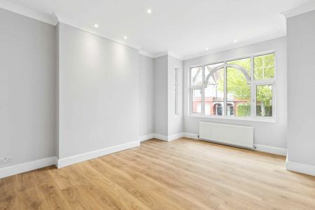 Broxholm Road, SE27, London - Photo 2