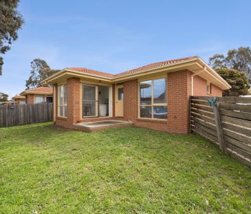 Spacious Two-Bedroom Unit in a Prime Sunbury Location - Photo 1