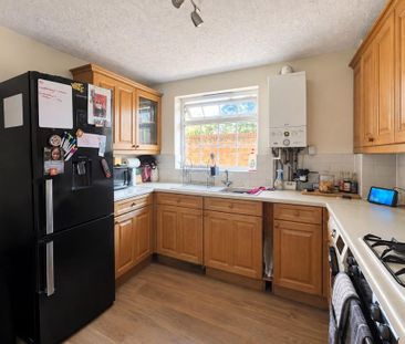 2 bedroom flat to rent - Photo 4
