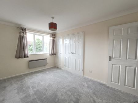2 Bed End Terrace, Tudor Close, NG4 - Photo 3