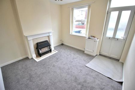 2 bedroom terraced house to rent - Photo 2