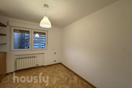 Piso de alquiler en Calle de Alfredo Marqueríe, S/n, La Paz - Photo 5