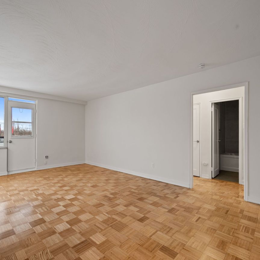 For Lease - 3 Swift Drive Unit# 208, Toronto, Ontario - Photo 1