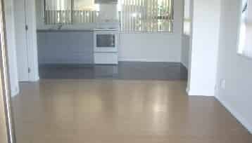 2 Bedroom downstairs unit by Rangitoto College, Mairangi Bay - Photo 1