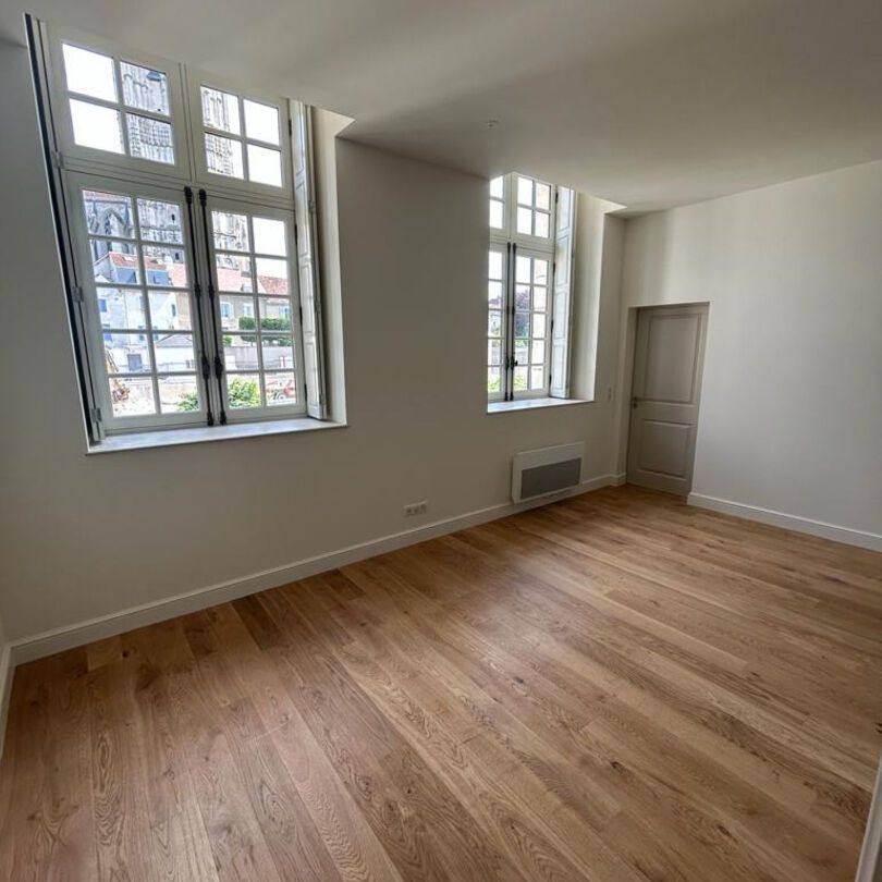 Location Appartement 2 pièces 52m² - Photo 1