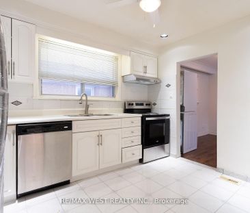 For Lease - 28 Paragon Road Unit# Main, Toronto, Ontario - Photo 2