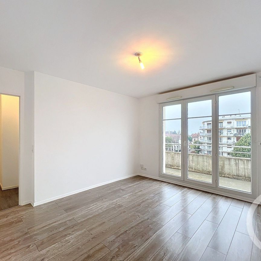 Location Appartement 2 pièces 40m² TROYES 10000 - Photo 1