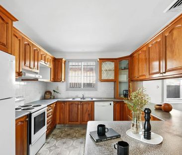 Location and Ease in the heart of Sydenham - Photo 1