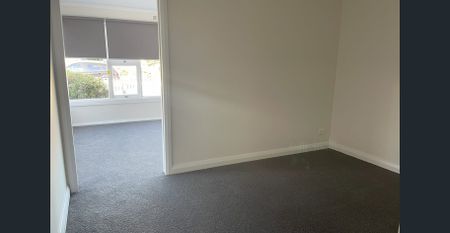 Spacious Family Home in the heart of Sorell - Photo 3