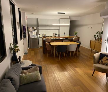 Port Melbourne - Photo 3