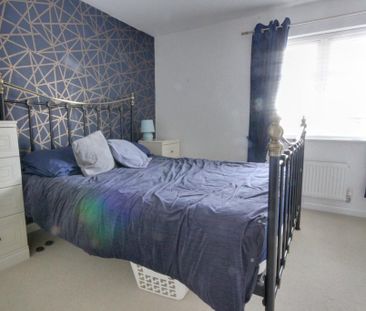 2 bedroom semi-detached house to rent - Photo 6