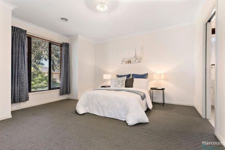 Spacious 4-Bedroom Home with Abundant Natural Light - Photo 2