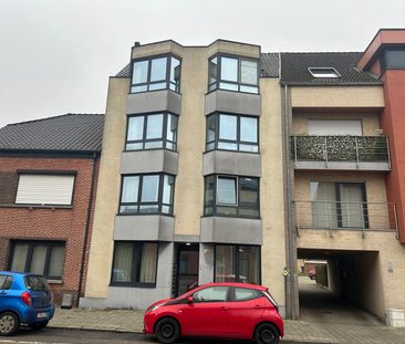 Gemeubelde studio op het gelijkvloers - Photo 2