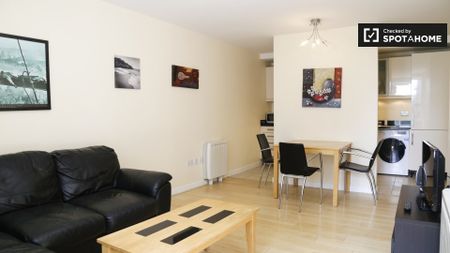 2-Bedroom Apartment for rent in Smithfield, Dublin - Photo 2