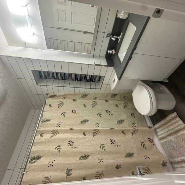 Prince's Island Place - Photo 1