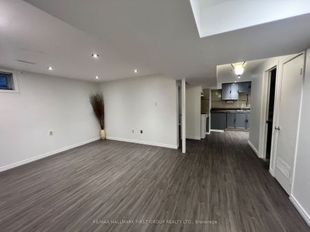 For Lease - 1731 Echo Point Court, Pickering, Ontario - Photo 4