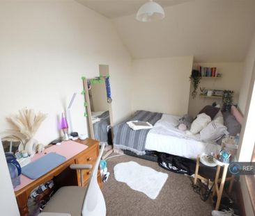 3 bedroom maisonette to rent - Photo 5