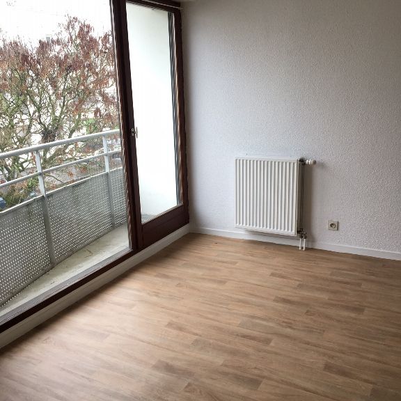 A LOUER T2 A CLEUNAY - Photo 1