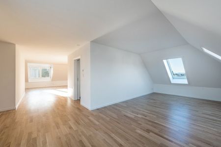 Dachwohnung mit herrlicher Aussichts-Terrasse - Foto 2
