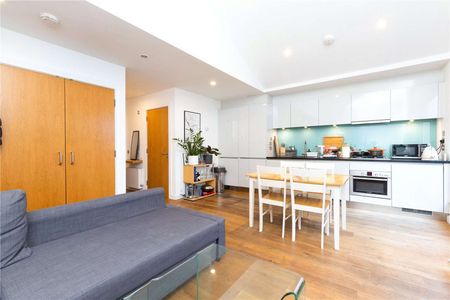 A one bedroom apartment with high ceilings in a boutique new development just minutes from Angel station. - Photo 4