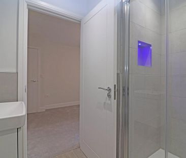 2 bedroom apartment to rent - Photo 6