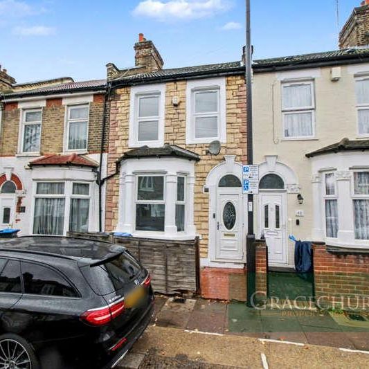 Pretoria Road Edmonton, N18 - Photo 1