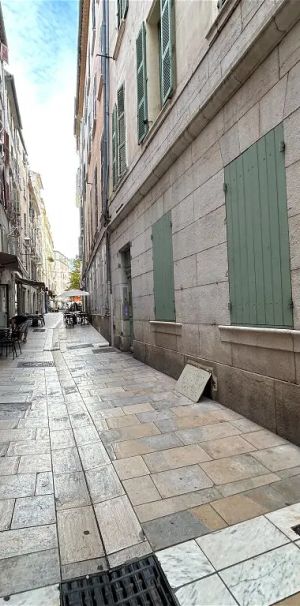 Location appartement 1 pièce - 23m² à Toulon (83000) - Photo 1