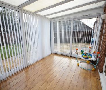 3 bedroom semi-detached house to rent - Photo 2