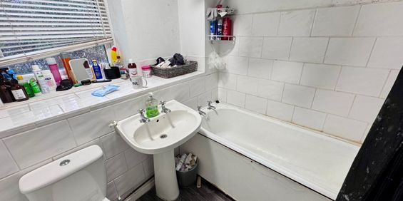 Room 2, Hodgkin Close, Clifton, NG11, Nottingham - Photo 3