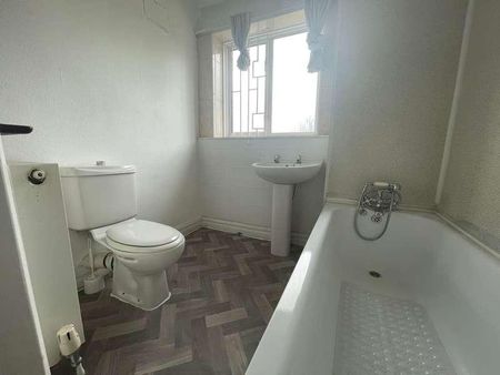 Norbreck Gardens, Park Royal, London, NW10 - Photo 4