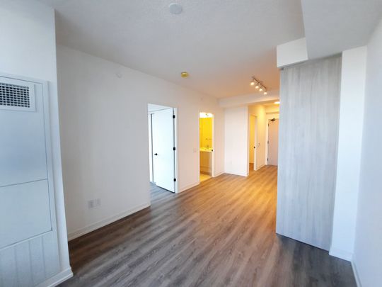 For Lease - 8 Interchange Way Unit# 516, Vaughan, Ontario - Photo 1