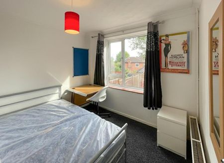 5 bedroom property to rent - Photo 4