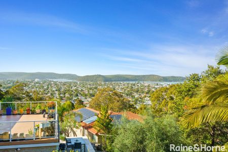 Large Family Home In Great Location - Photo 5