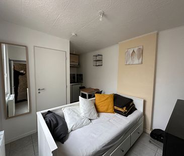 Location appartement 1 pièce, 14.33m², Rochefort - Photo 2