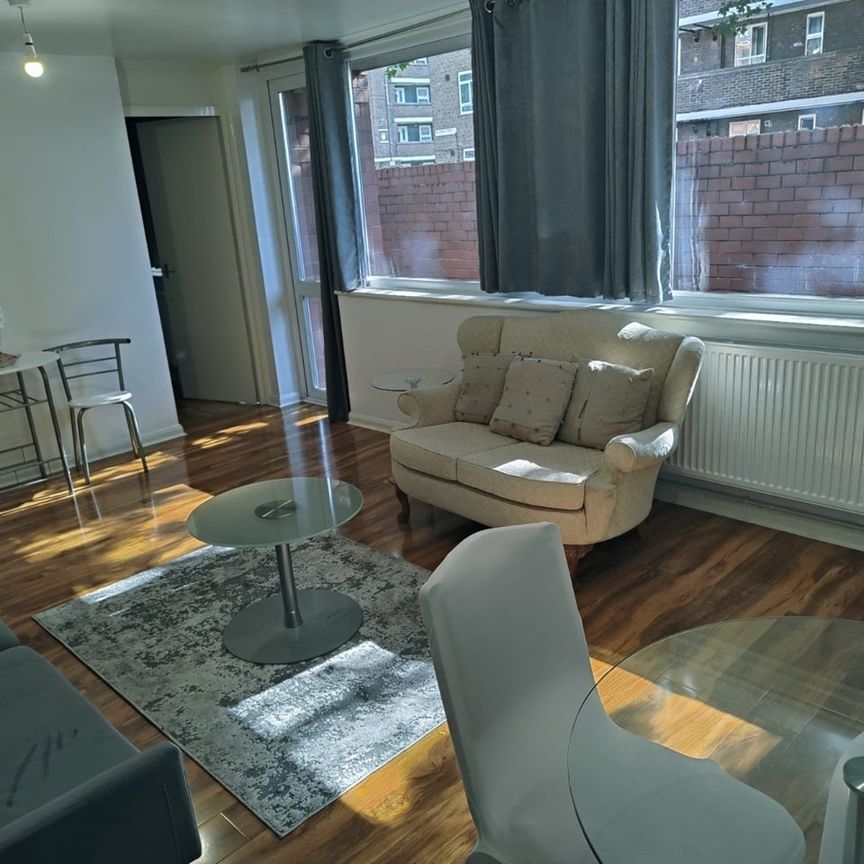 1 Bed Flat, Eynsford House, SE17 - Photo 1