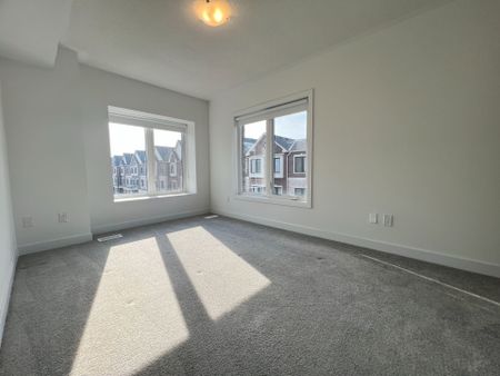 For Lease - 39 Nordic Lane, Whitchurch-Stouffville, Ontario - Photo 4