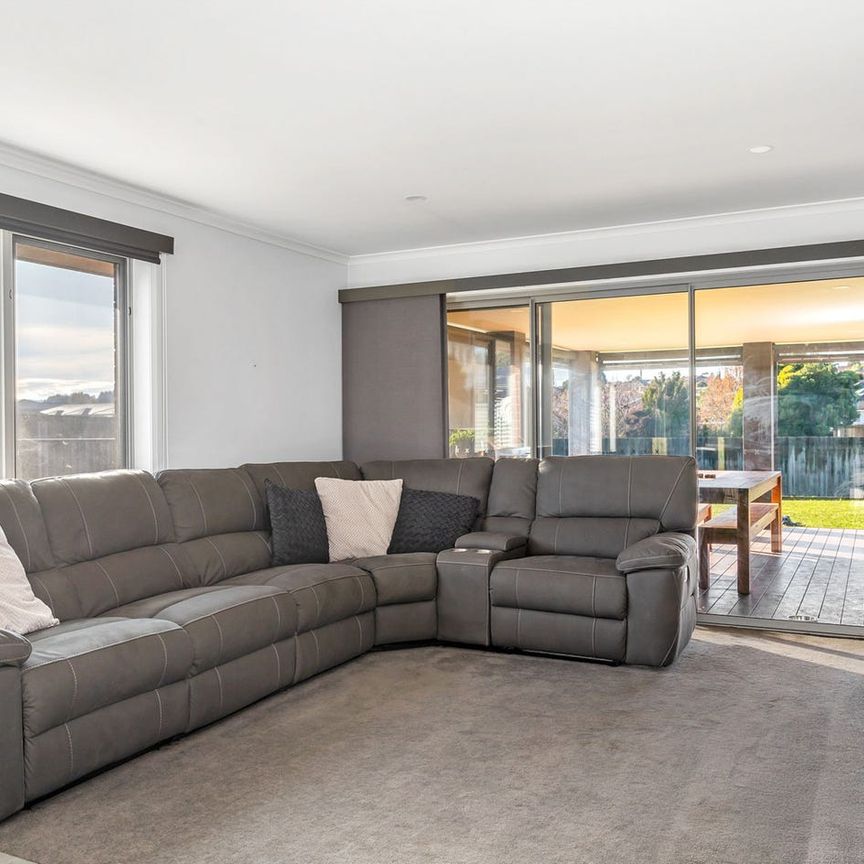 Spacious family home for lease – Legana. - Photo 1