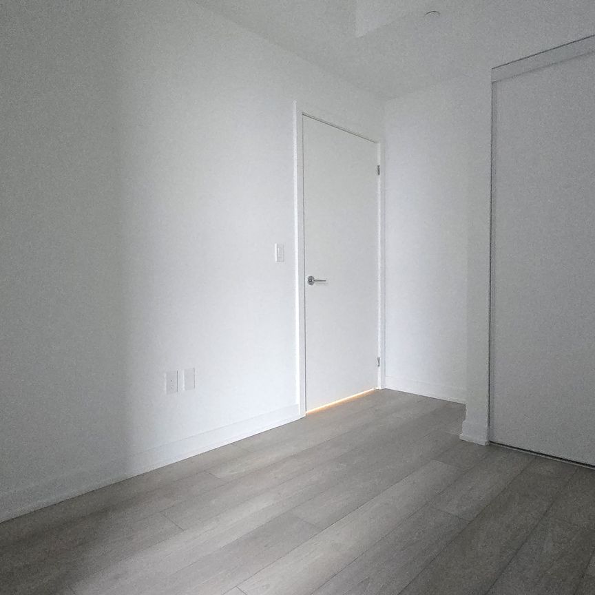 For Lease - 1007 The Queensway N/A Unit# 819, Toronto, Ontario - Photo 1