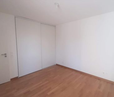 location Appartement T2 DE 52.65m² À GEX - Photo 1